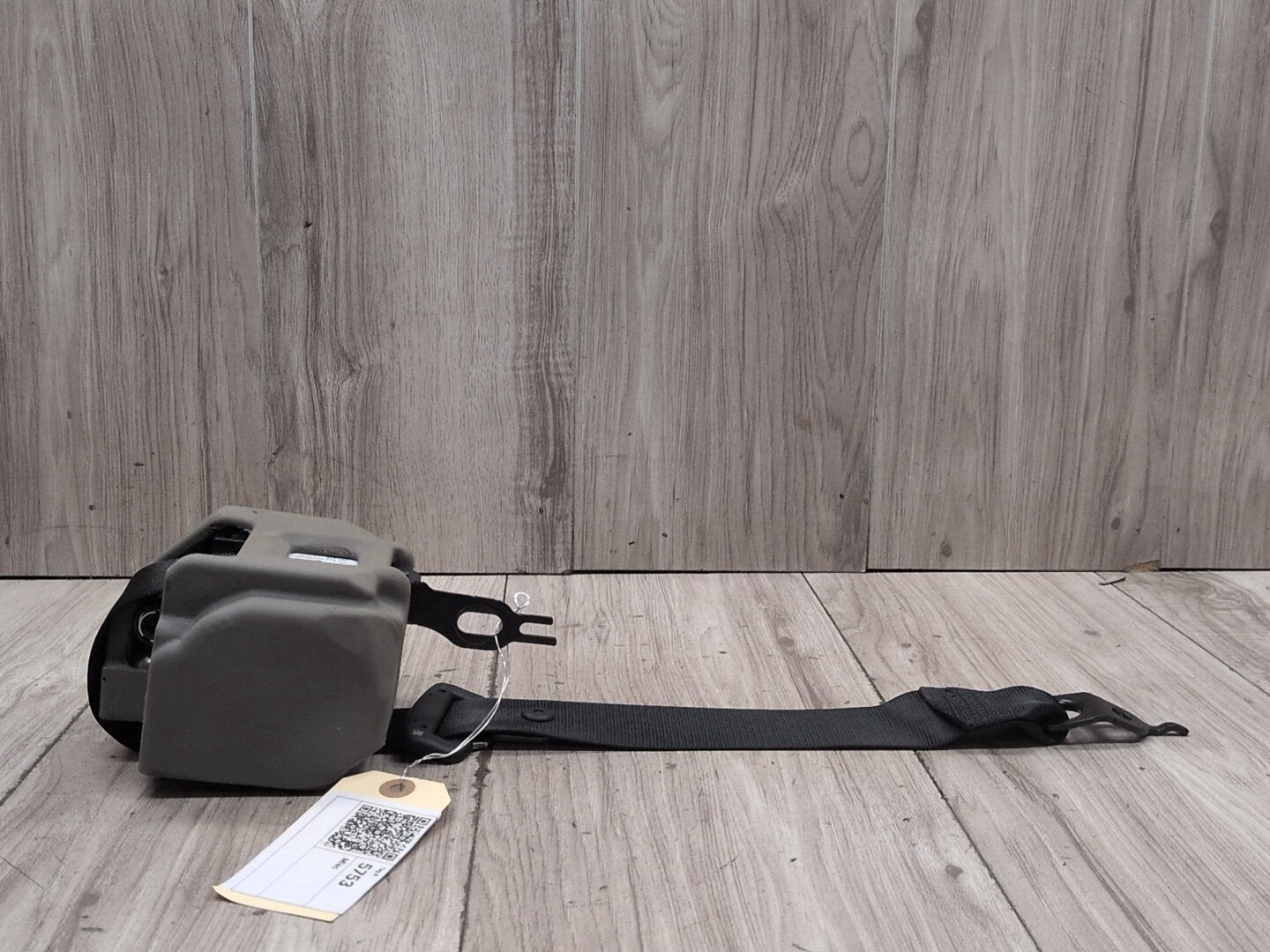 2019-2020 BMW M340i G20 Rear Left or Right Seatbelt Seat Belt Retractor 7496266