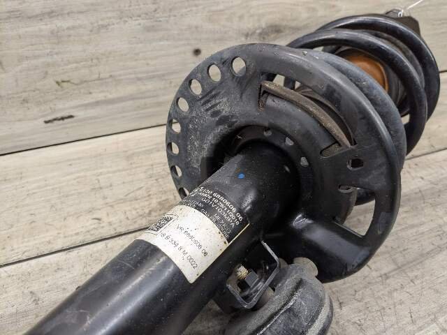 18-25 OEM BMW G01 G02 X3 X4 M40iX Front Right Passenger Spring Strut Shock