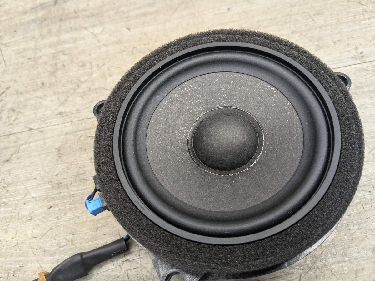 2018-2024 BMW X3 G01 Speakers SET 6809629 Recall or rear cargo rail OEM