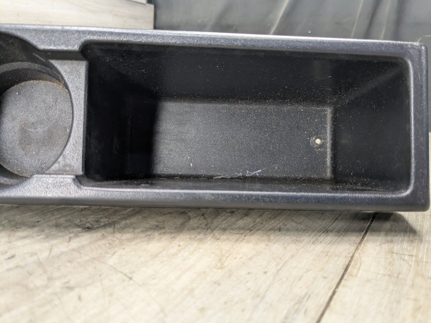1996-2003 BMW Z3 E36 Center Console Cup Holder 8413622