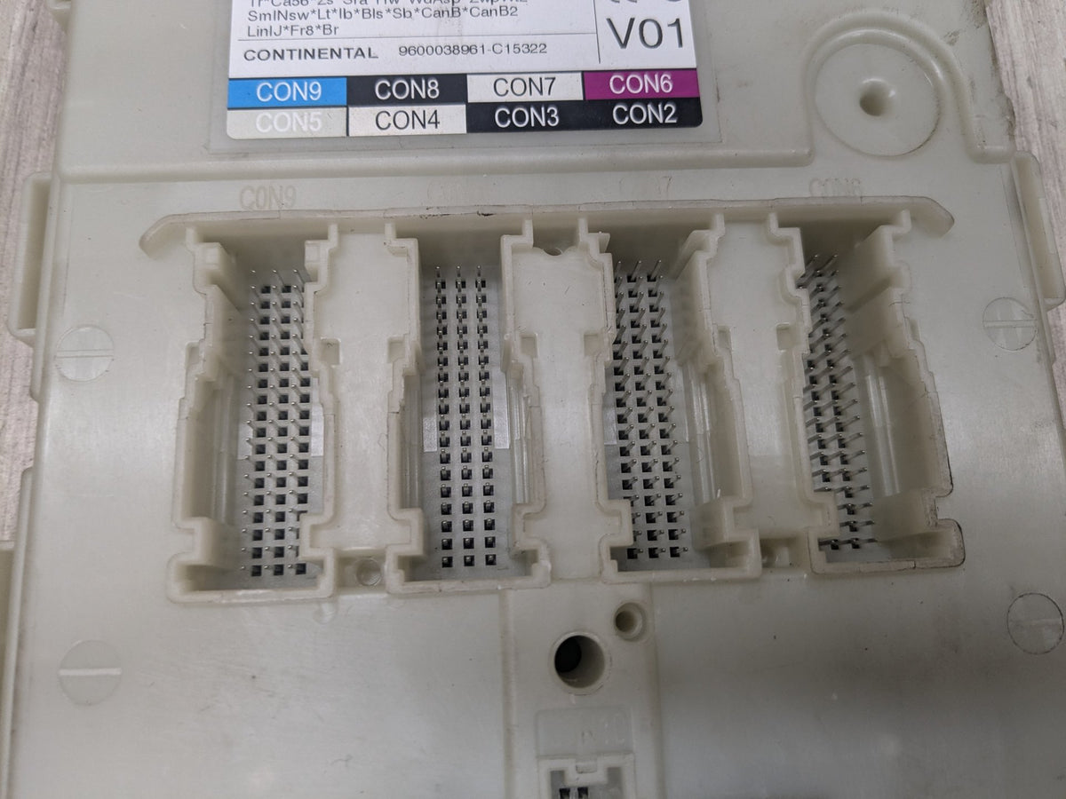 OEM BMW F90 F97 G01 G12 G30 BDC Body Domain Control Control Module Unit w/ Key