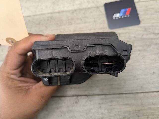 OEM BMW F15 F16 F85 F86 X5 X6 Battery Distribution B+ Junction Terminal Module