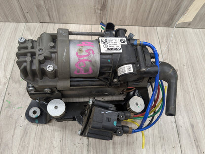2016 BMW 750i G12 Air Suspension Compressor Pump 6861882 16-22 OEM BMW G11 G12 740 750 M760 Air Suspension Compressor Pump Module Motor OEM