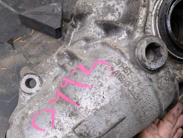 OEM BMW G11 G12 G20 G30 xDrive AWD Front Differential Axle Gearbox Carrier 2.81