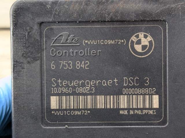 1996 - 2003 BMW Z3 E36 ABS Pump Module 6753842 M54B25O0