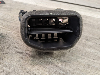 12-20 OEM BMW F30 F32 F33 F82 F83 M4 Left Driver Air AC Vent Dash Grille