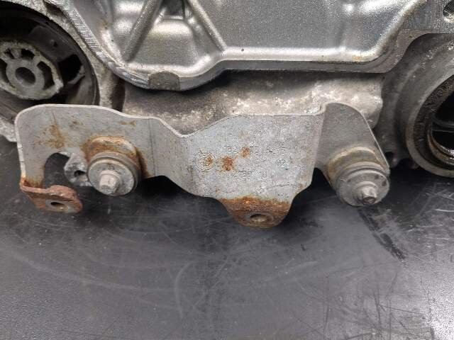 2013 BMW 750i N63B44O1 Transmission Transfer Case k 7649782