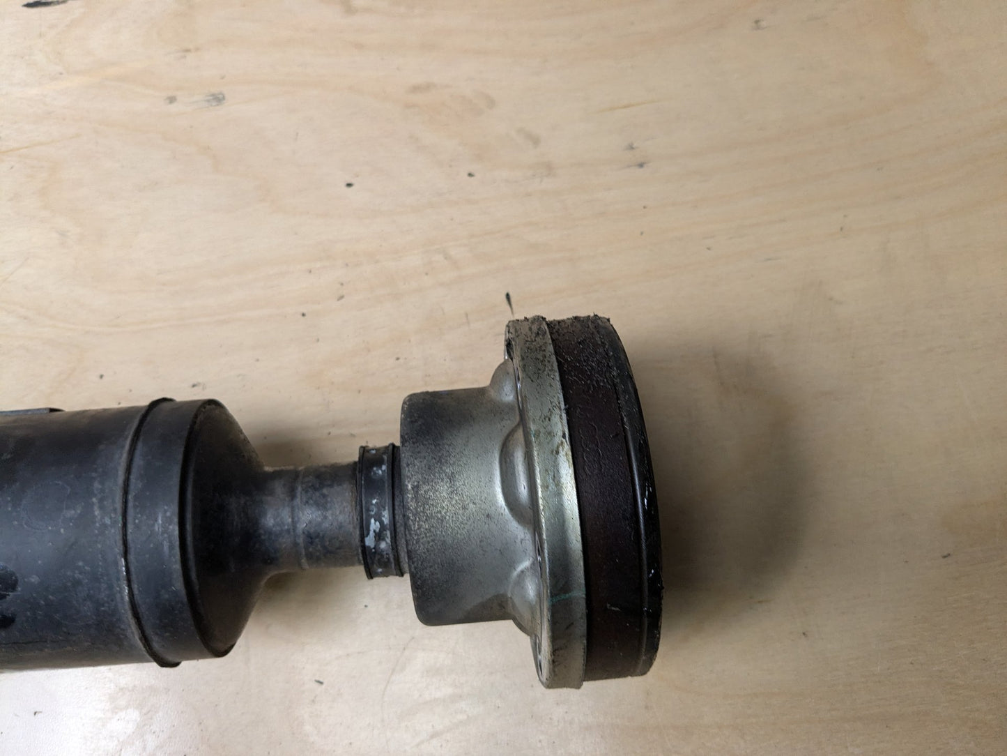 13-17 OEM AUDI A5 S5 Rear Axle Driveshaft Propeller Drive Shaft