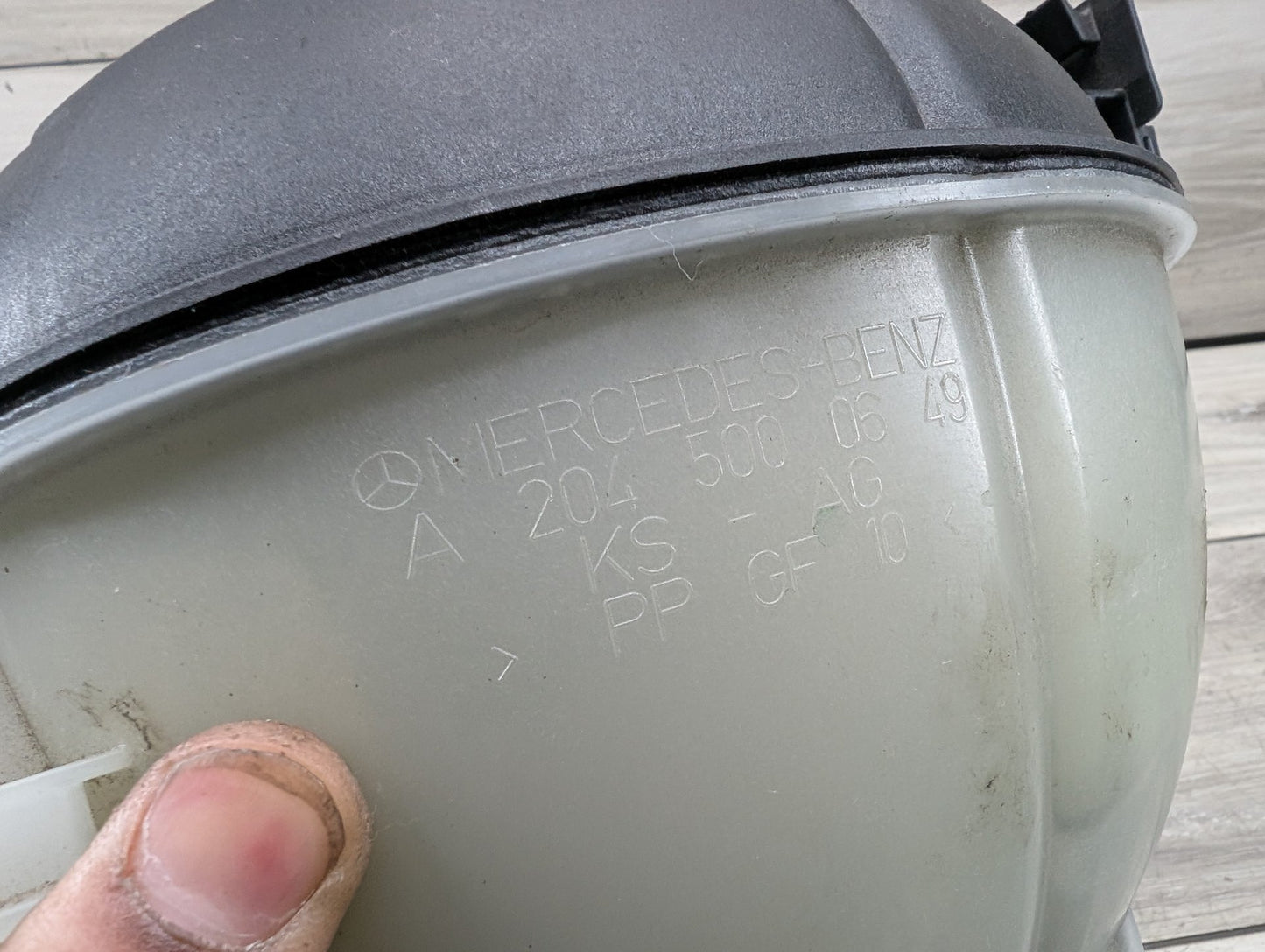 2009-2017 Mercedes-Benz E550 E-Class A207 Coolant Expansion Tank Reservoir A2045000649 OEM