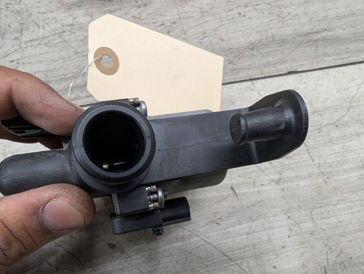 OEM BMW F10 F15 F16 F30 F32 F36 Turbo Charger Air Pressure Boost Solenoid Valve
