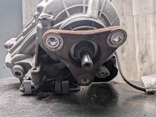 16-19 OEM BMW G12 G30 530 540 M550 740 750 AWD Transmission Transfer Case ATC13
