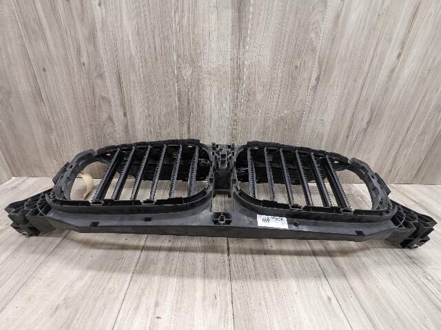 2019 BMW X3 G01 Front Bumper Radiator Air Flap Shutter 7497227