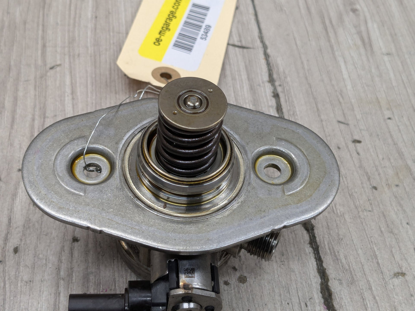 16-20 OEM BMW G11 G12 750 G30 M550 Engine N63R HPFP High Pressure Fuel Pump 1-4