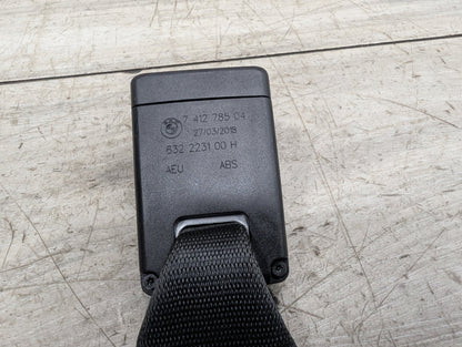 2017-2023 BMW M550i G30 Rear Middle Center Seatbelt Seat Belt Buckle 7412785 OEM BMW F90 M5 G30 530 540 M550 Rear Center Middle Seatbelt Seat Belt Buckle OEM