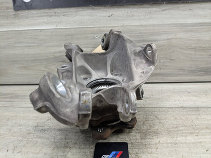 2020 BMW 330i G20 Rear Left Driver Spindle Knuckle w/ Bearing 6879533 19-25 OEM BMW G20 330 M340 REAR Left Driver Knuckle Wheel Hub Spindle Bearing OEM