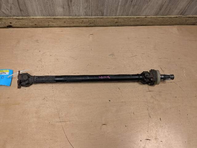 2010 - 2015 BMW 750i F01 Front Propeller Driveshaft Drive Shaft 8628043 N63B44O1