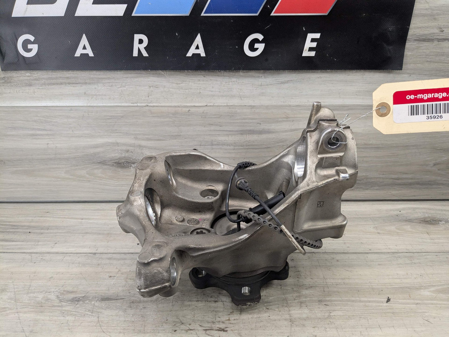 19-25 OEM BMW G20 G22 G23 FRONT Left Driver Hub Spindle Knuckle Bearing RWD