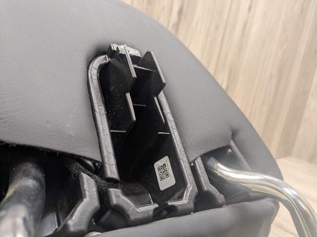 2020 - 2024 BMW X3 F97 Front Left Driver or Right Passenger Seat Headrest Head Rest 8067185 S58