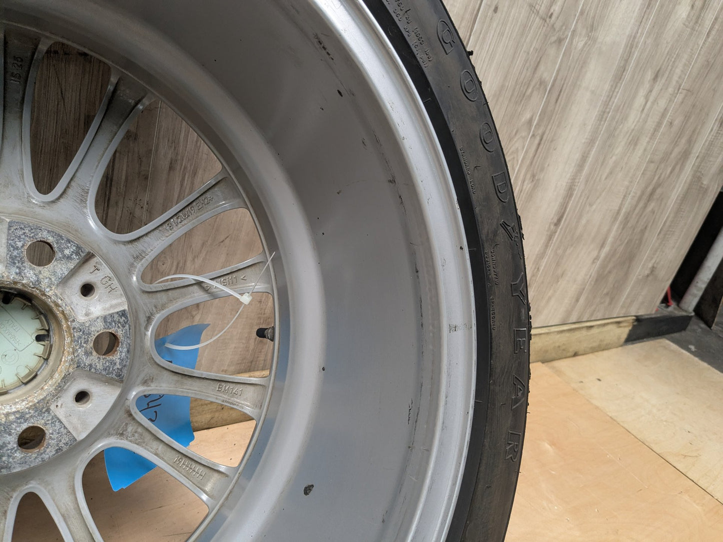 OEM BMW F01 F02 F07 740 750 760 FRONT Rim Wheel 19x8.5 ET25 M V-Spoke Style 302