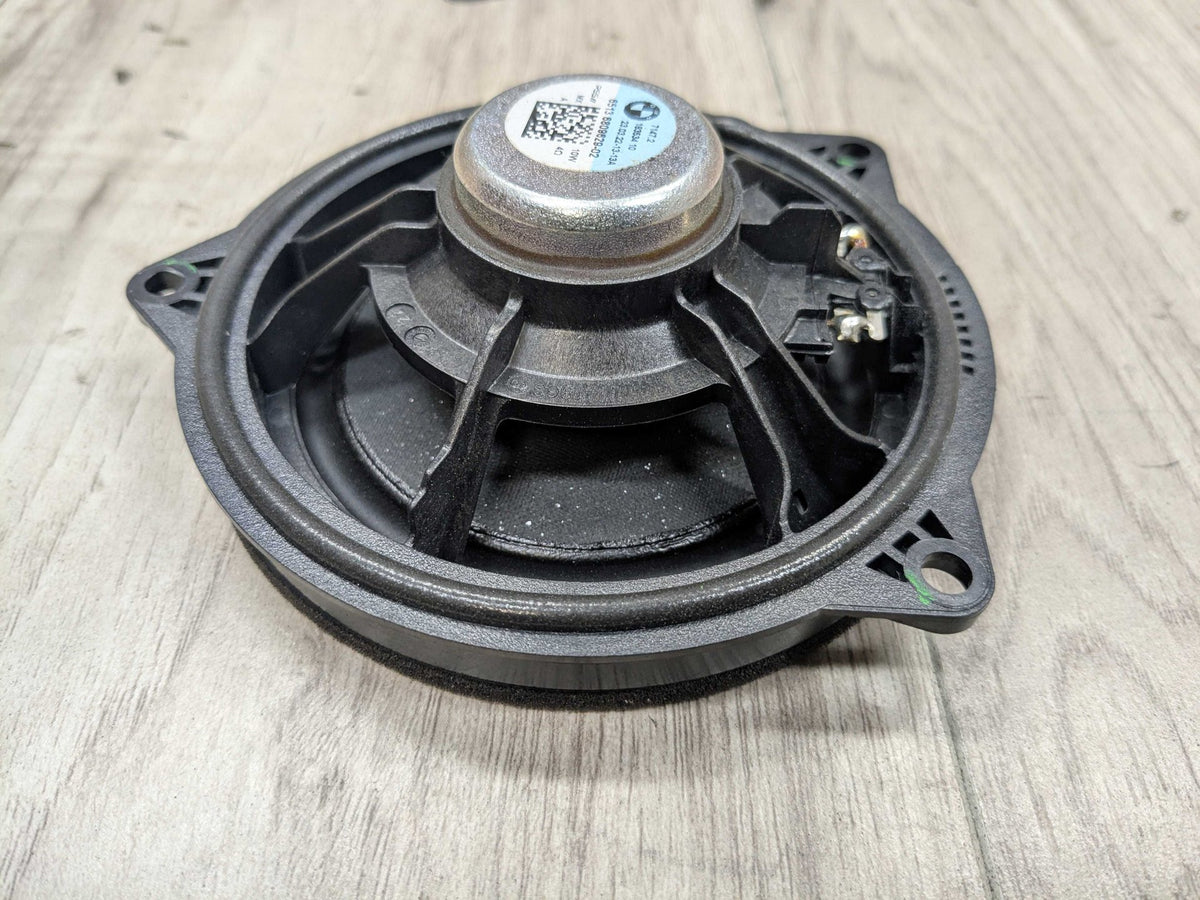 18-26 OEM BMW F97 G01 G05 G06 G20* G42 G87 X5 Door Audio Sound Midrange Speaker