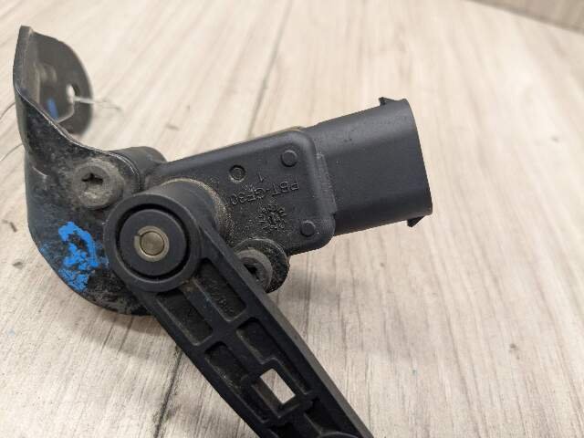 2015 BMW X5 F15 Suspension Height Level Sensor 6867646