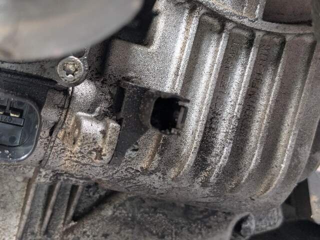 10-13 OEM BMW E70 E71 X5M X6M AWD Transmission Transfer Case Gearbox ATC 700