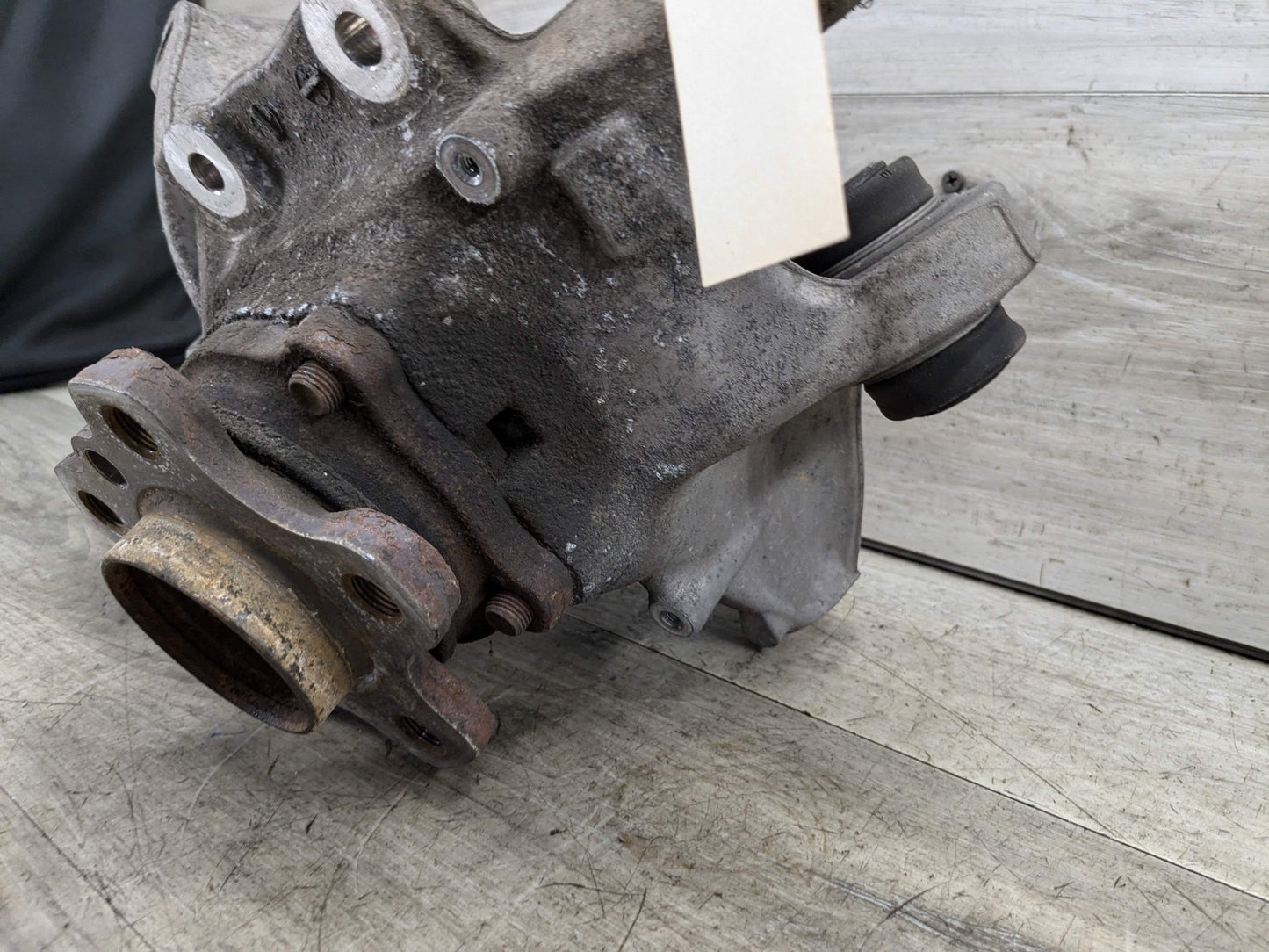 2017 BMW 540i G30 Rear Right Passenger Spindle Knuckle w/ Bearing 6866338 17-23 OEM BMW G30 530 540 M5550 REAR Right Passenger Hub Knuckle Bearing Carrier