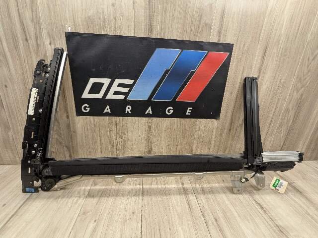 OEM BMW G12 740 750 M760 Rear Left Driver Door Sun Blind Shade Roller Light Lamp