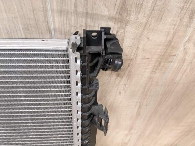 OEM BMW F97 F98 G01 G02 X3 X4 X3M X4M Engine B46 B58 S58 Front Coolant Radiator