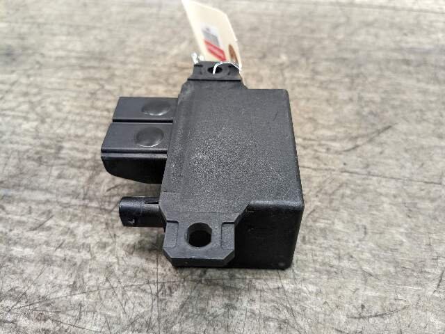 OEM BMW F10 F13 F02 F30 F32 F80 F82 F85 M3 M4 M6 Cooling Fan Relay Control 130A