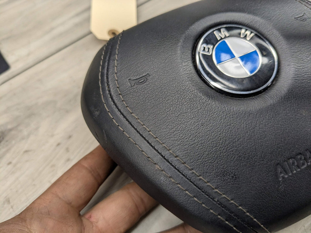 OEM BMW G11 G12 G14 G16 Front Driver Black Leather Steering Wheel Airbag Air Bag