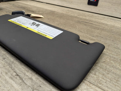 2021 BMW 330i G20 Front Right Passenger Sun Visor 19-23 OEM BMW G20 330 M340 Interior Sun Visor Right Passenger Side Black