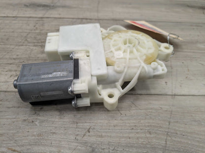 2019 BMW 330i G20 Front Right Passenger Door Window Glass Regulator Motor 8495866 19-24 OEM BMW G20 G80 330 M340 Front Right Passenger Door Window Regulator Motor