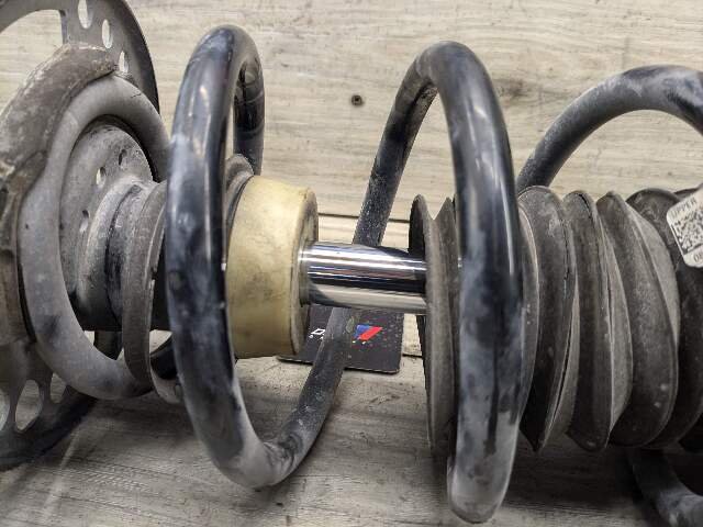 18-25 OEM BMW G01 G02 X3 X4 M40iX Front Right Passenger Spring Strut Shock