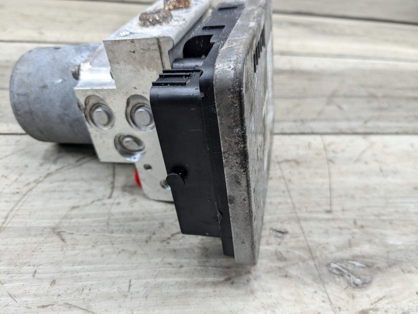2016 BMW 750i G12 ABS Pump Module 6882933 16-19 OEM BMW G30 G32 G11 G12 750 DSC ABS Pump Computer Unit Anti Lock Brake
