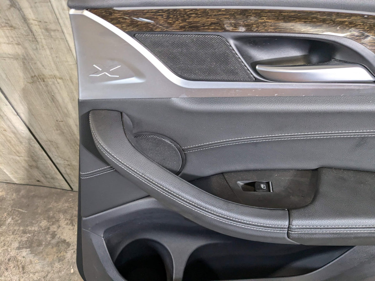 2019 BMW X3 G01 Rear Right Passenger Interior Door Panel Card 6844752 OEM BMW G01 X3 REAR Right Passenger Interior Door Panel Card Trim Cover Black OEM