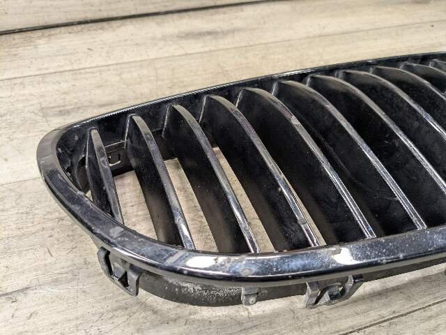 11-13 OEM BMW F10 528 535 550 Front Right Side Bumper Chrome Grille Insert*