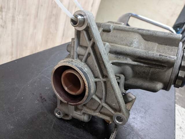 OEM BMW F39 F44 F48 X1 X2 28 228 AWD Transmission Transfer Case Box Gearbox B46