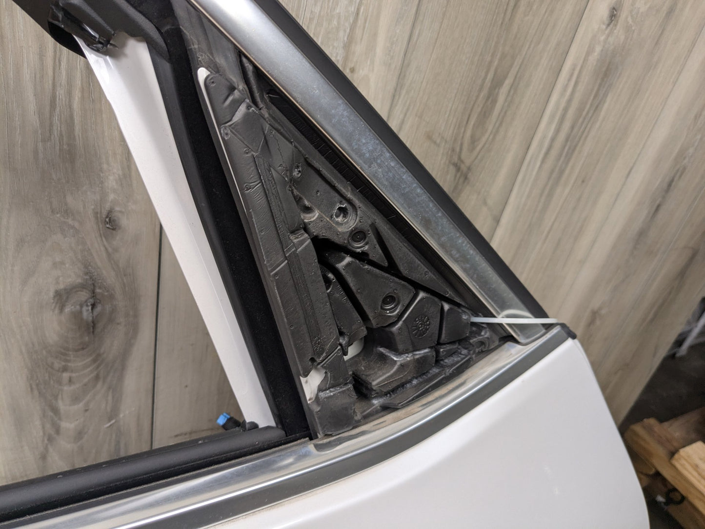 18-24 OEM BMW F97 G01 X3 X3M Front Right Passenger Side Door Shell Panel White MINERALWEISS METALLIC (A96)