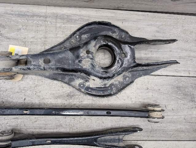 2011 - 2016 BMW 335i F30 Rear Right Passenger Control Arms SET 6792540 N55B30M0