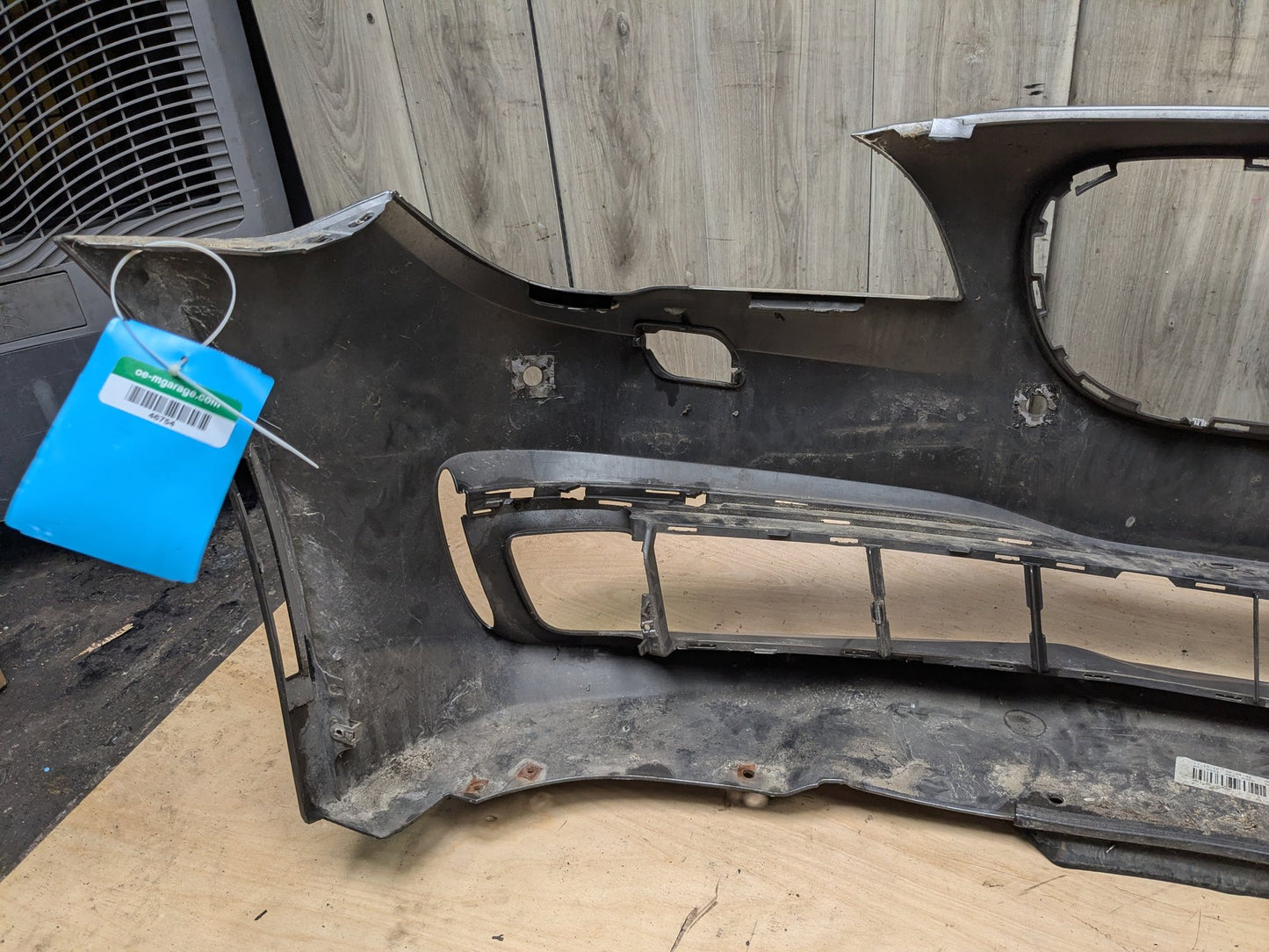 *DENT* 13-15 OEM BMW F01 F02 740 750 Front Bumper Cover Grey A52 SPACEGRAU METALLIC (A52)