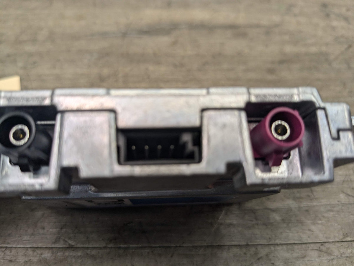 OEM BMW F22 F30 G11 G12 G30 F80 M2 M3 M4 Communication LTE Compensator Module