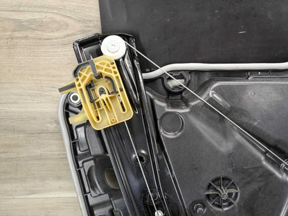 2019 BMW 330i G20 Front Right Passenger Door Window Glass Regulator Motor 7432232 OEM BMW G20 G80 330 M340 M3 FRONT Right Passenger Door Window Regulator Motor