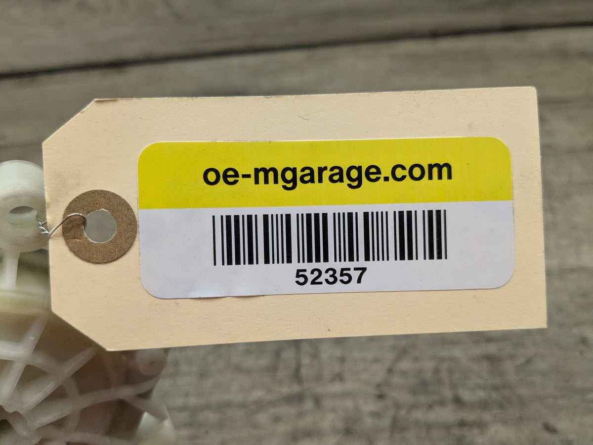 OEM BMW G05 G06 G07 X5 X6 X7 FRONT Right Passenger Door Window Regulator Motor