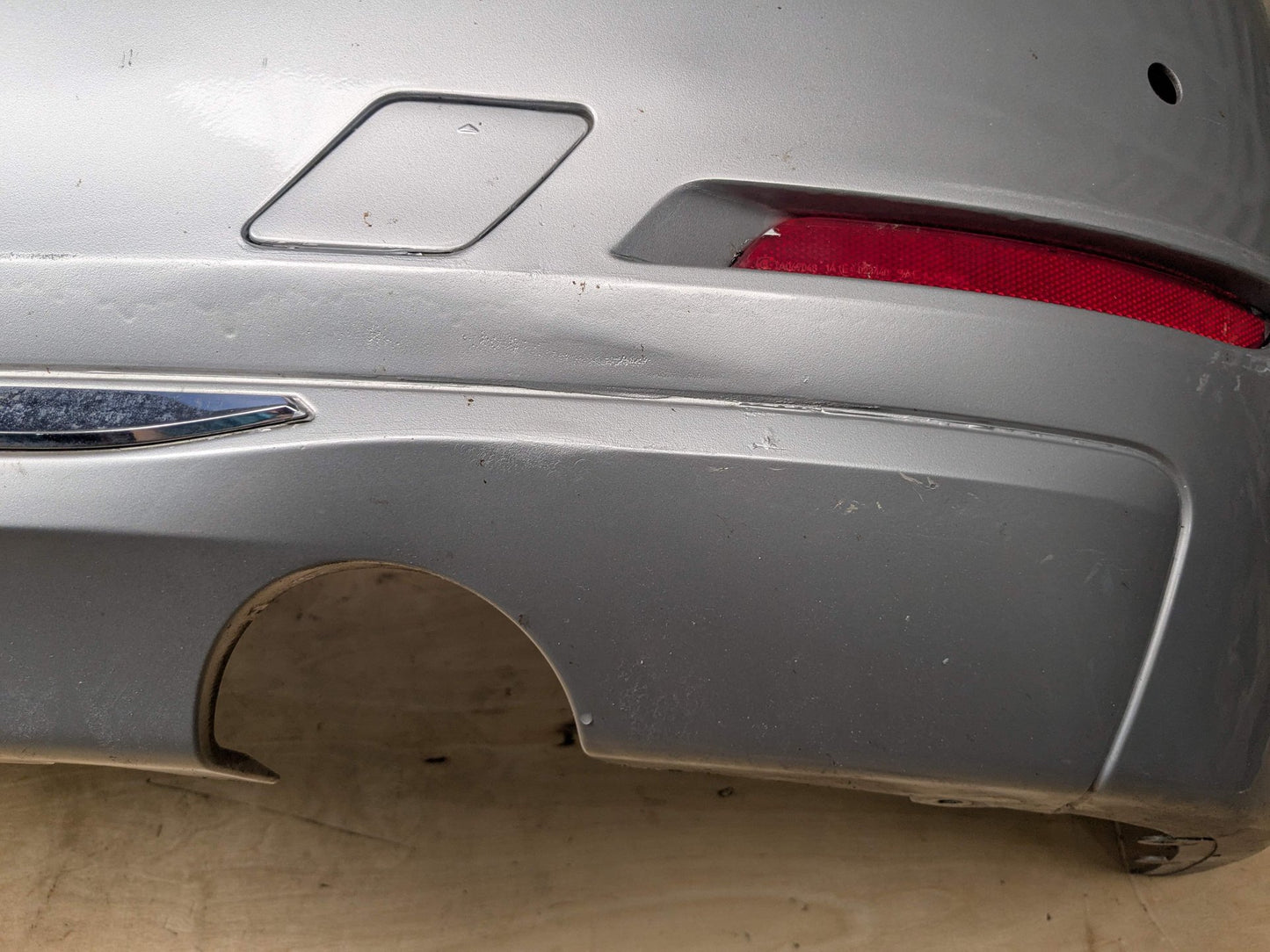 *12-15 OEM BMW F30 335 PRE-LCI Rear Bumper Cover LINES Trim Dual Exhaust Gray Silver GLACIERSILBER METALLIC (A83)