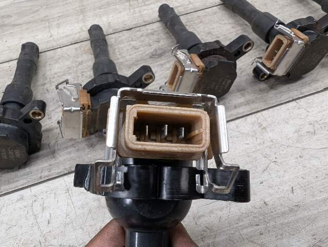 1996 - 2003 BMW Z3 E36 Engine Motor Ignition Coil SET 1730412 M54B25O0