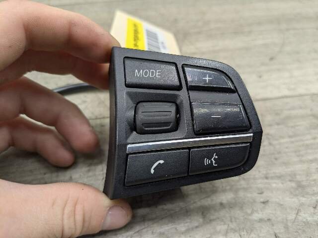 OEM BMW F01 F02 F10 528 535 740 750 Steering Wheel Multifunction Button Switch