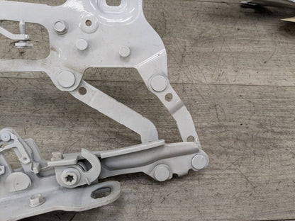 OEM BMW F15 F16 F85 X5 X6 Left Right Hood Hinge Support Bracket Brace SET