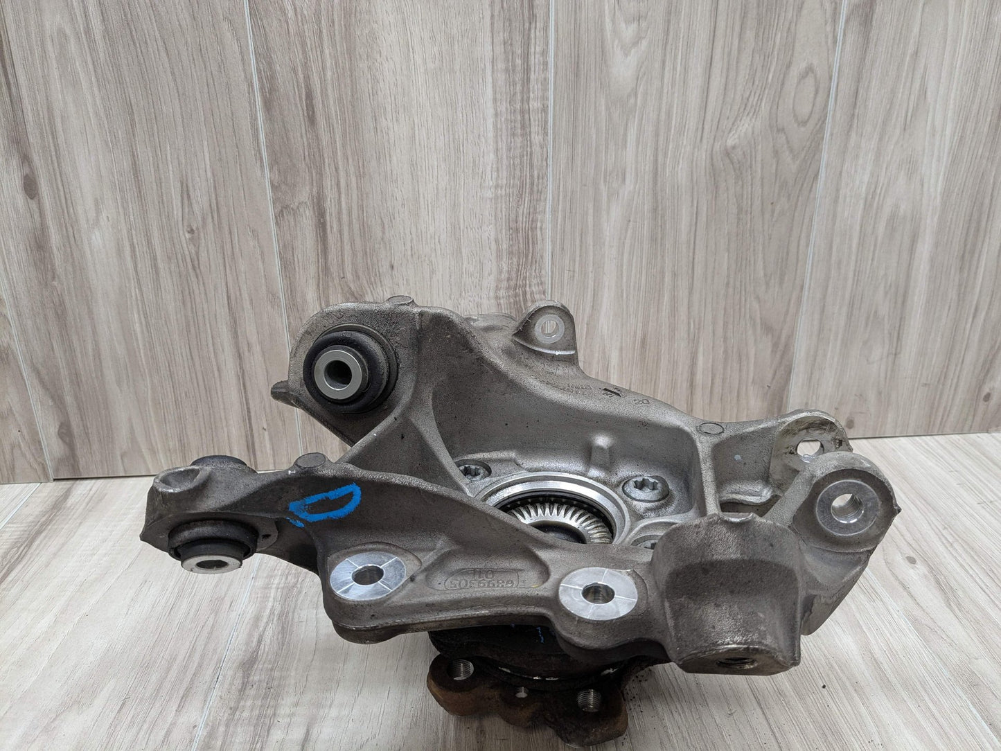 2021 BMW M340i G20 Rear Left Driver Spindle Knuckle w/ Bearing 6898479 19-25 OEM BMW G20 330 M340 REAR Left Driver Knuckle Wheel Hub Spindle Bearing