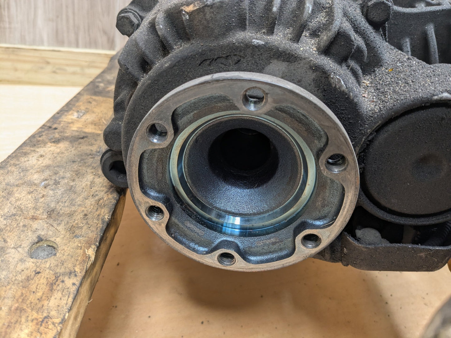 2015 BMW X6 Rear Axle Carrier Differential 97533k 7850170